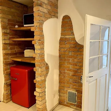 Gemuetlich & Einzigartig: Altbauloft In Apartment