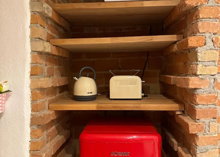 Apartment Gemuetlich & Einzigartig: Altbauloft In